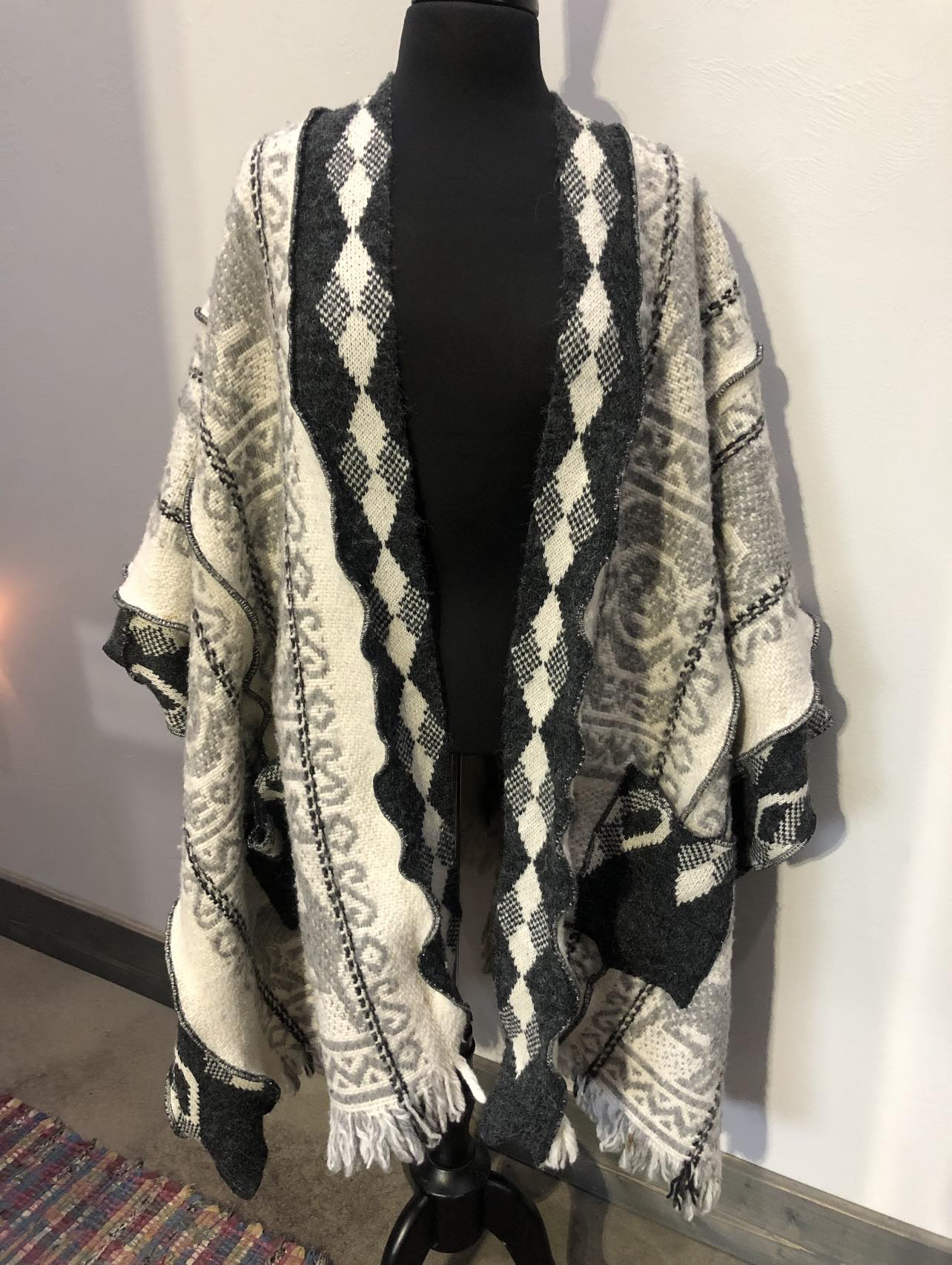 Grey And White Wrap